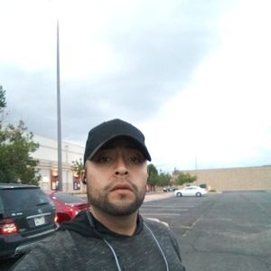 Meet your Posher, Luis